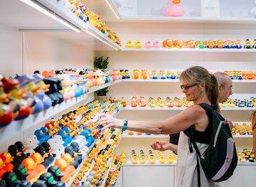 croatia/split/old-town/shop/duck-boutique-split