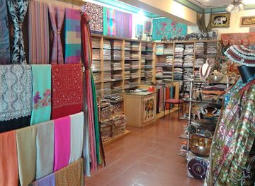 india/mysore/shop/the-heritage-art-and-crafts