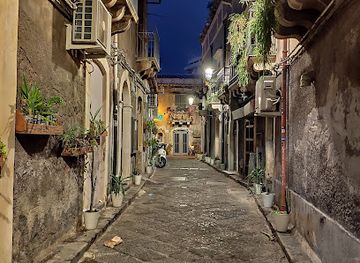 italy/catania/san-cristoforo-san-giuliano/shop/freak