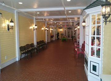 michigan/mackinac-island/shop/nephew-s-of-mackinac