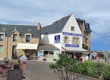 france/côte-de-granit-rose/shop/la-goelette