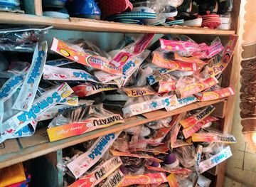 kenya/maasai-mara-national-reserve/shop/meeyu-general-shop