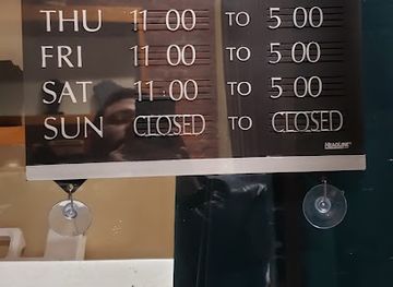 rhode-island/east-greenwich/shop/harbour-galleries