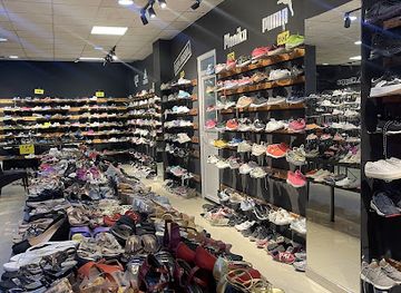 kosovo/junik-mountains/shop/outlet-by-europe