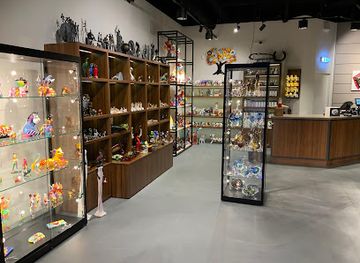 netherlands/eindhoven/shop/valentino