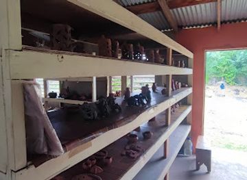 saint-kitts-and-nevis/newcastle/shop/newcastle-pottery