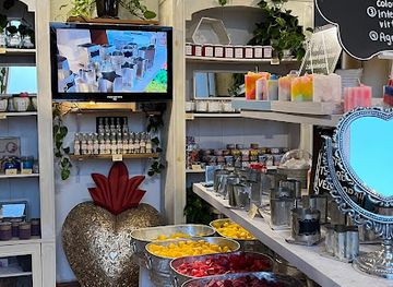 mexico/queretaro/centro-historico/shop/peace-om-love-store