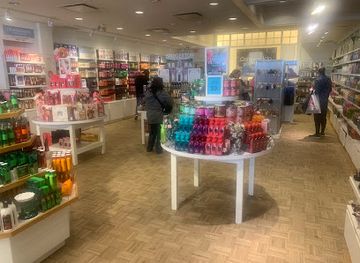 connecticut/meriden/shop/bath-body-works