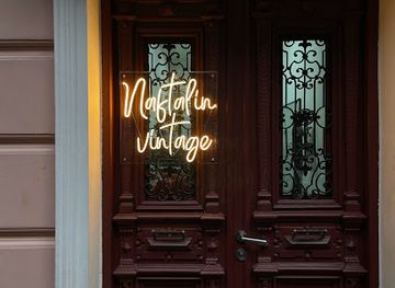 georgia/tbilisi/shop/naftalin-vintage-boutique