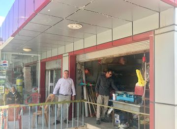 iraq/choman/shop/rahman-barcham-tools-market