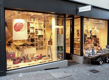 switzerland/zurich/niederdorf/shop/changemaker