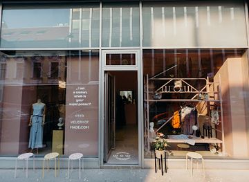 austria/vienna/mariahilf/shop/wow-shop