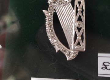 ireland/giant-s-causeway/shop/the-souvenir-shop