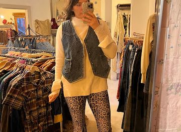 new-mexico/sangre-de-cristo-mountains/shop/town-country-vintage