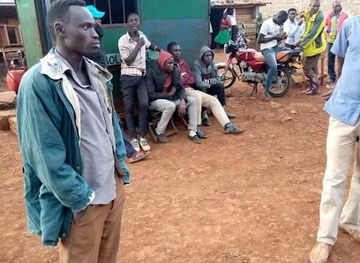 uganda/mount-elgon-national-park/shop/sam-kawempe