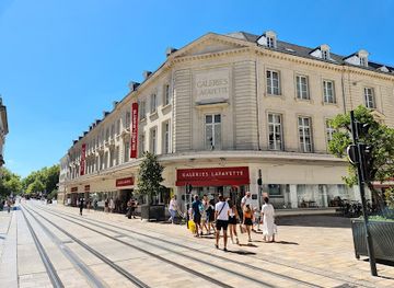 france/tours/shop/galeries-lafayette-tours