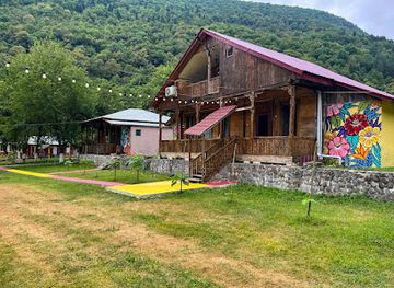 georgia/racha-lechkhumi-and-kvemo-svaneti/shop/villa-shareula