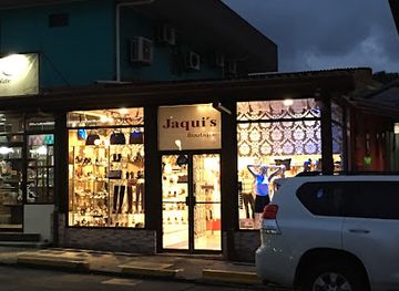 costa-rica/la-fortuna/shop/jaqui-s-boutique