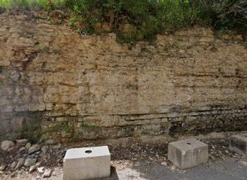 iowa/dubuque/shop/dewey-s-perch