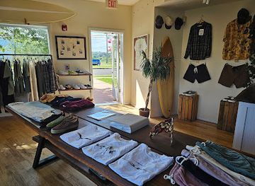 new-york/montauk/shop/adam-mar