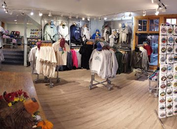 new-york/lake-placid/shop/bear-essentials