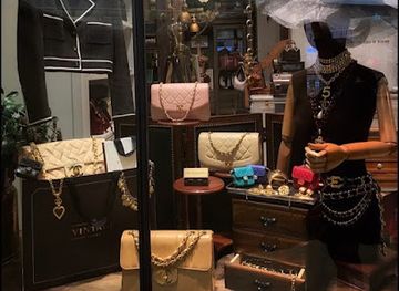 thailand/eastern-thailand/shop/the-vintage-store