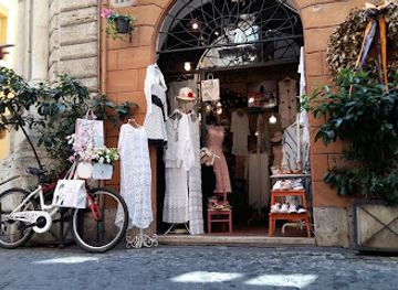 italy/via-francigena/shop/audrey-shop-ladies-new-fashion-clothes