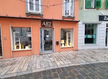 slovenia/koper/shop/trgovina-z-oblacili-vesna-drljaca-s-p