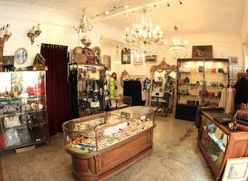 france/nice/shop/depot-vente-luxe-mademoiselle-vintage-et-antiquites-antiquaire-a-nice