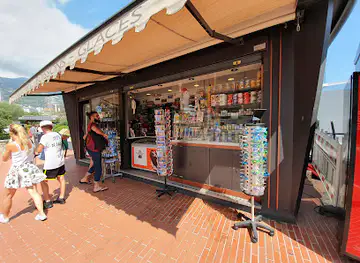 Souvenirs Shop Portier