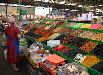 kyrgyzstan/bishkek/shop/nuts-bazar
