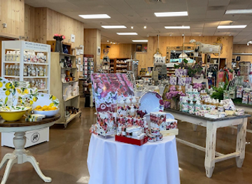 connecticut/mohawk-mountain-ski-area/shop/the-shoppes