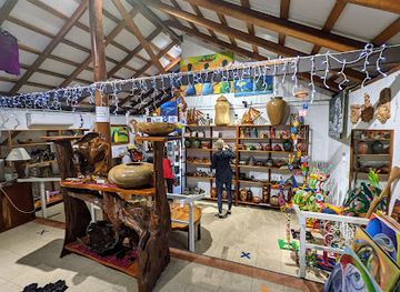 belize/caracol/shop/the-orange-gallery