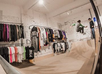 romania/bucharest/shop/etaj-skateshop-romanian-streetwear-specialty-coffee