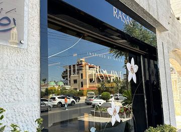 jordan/azraq-castle/shop/rasas-jewelry-design