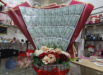 algeria/hoggar-mountains/shop/boutique-de-cadeaux-surprise-box-tam