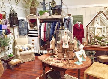 virginia/great-dismal-swamp-national-wildlife-refuge/shop/l-abeille