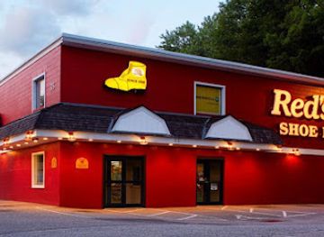 new-hampshire/strafford-county/shop/red-s-shoe-barn