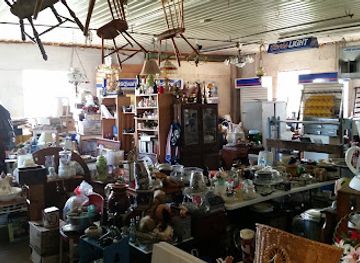 delaware/trap-pond-state-park/shop/little-bit-of-everythin-thriftiques-and-more