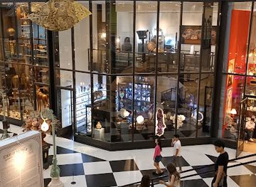 thailand/chao-phraya-river-basin/shop/mano-gallery-lifestyle-art-craft