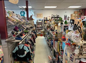 california/redding/shop/superior-thrift-store