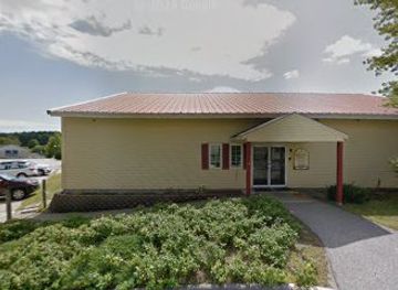 maine/saco/shop/fendersen-village-shoppes