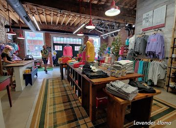 iowa/dubuque/shop/the-midwest-girl