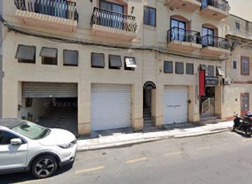 malta/gzira/shop/the-moody-club