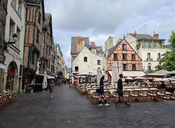 france/tours/place-plumereau/shop/plum-co