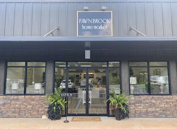 alabama/lake-martin/shop/fawnbrook-home-market