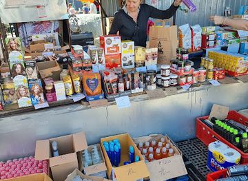 czechia/beskids/shop/flea-market