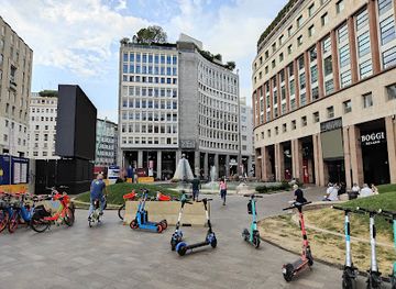 italy/lombardy/shop/urban-outfitters