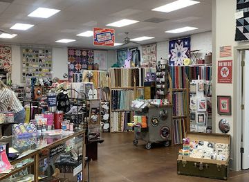 kansas/cross-timbers/shop/li-l-red-hen-quilt-shop