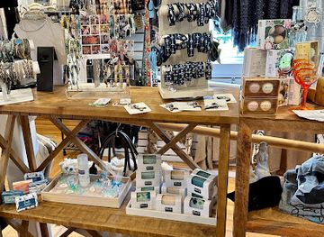 massachusetts/cape-cod/shop/mermaids-on-cape-cod-boutique